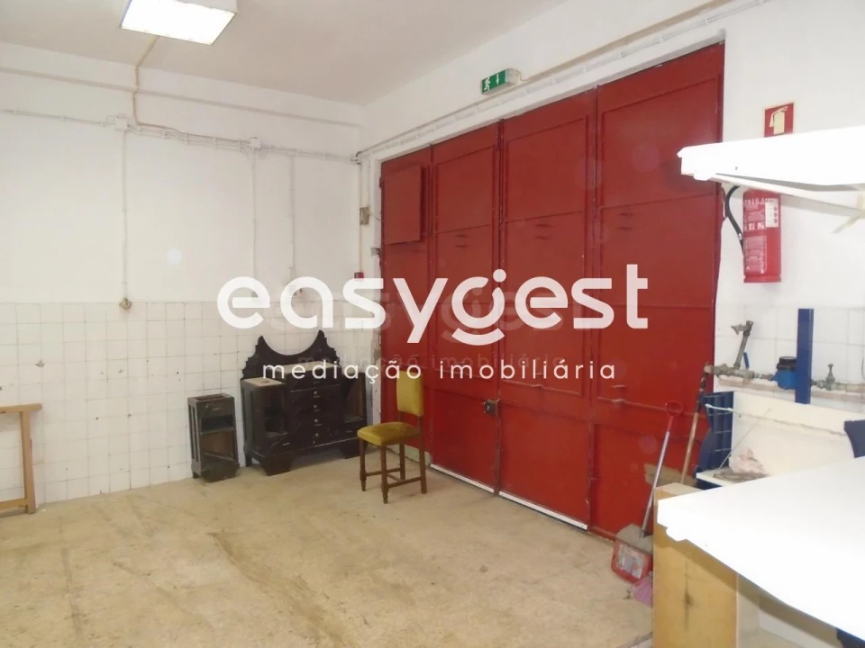 Armazém para Venda em Algés, Linda-A-Velha e Cruz Quebrada-Dafundo Foto 4