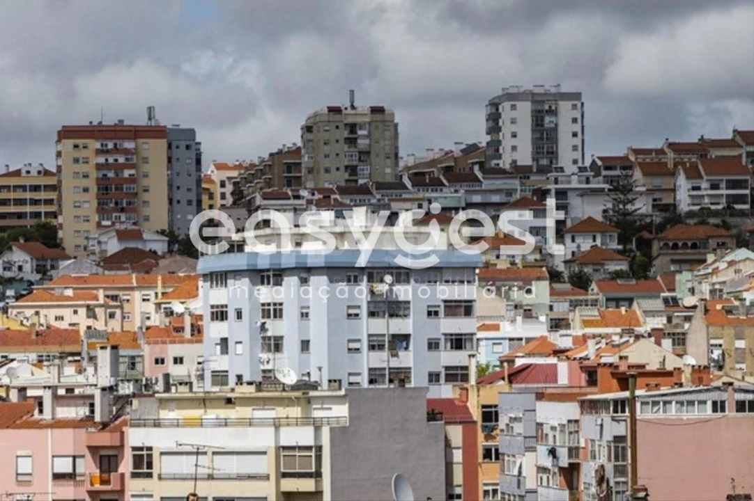 Armazém para Venda em Falagueira-Venda Nova Foto 3