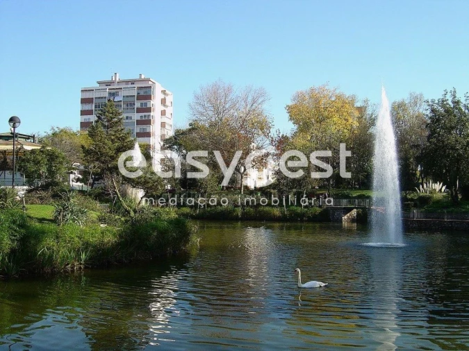 Armazém para Venda em Falagueira-Venda Nova Foto 10
