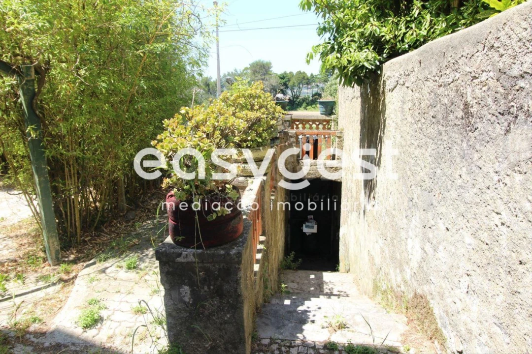 Moradia T8 para Venda em Santa Maria e São Miguel, São Martinho, São Pedro Penaferrim Foto 4