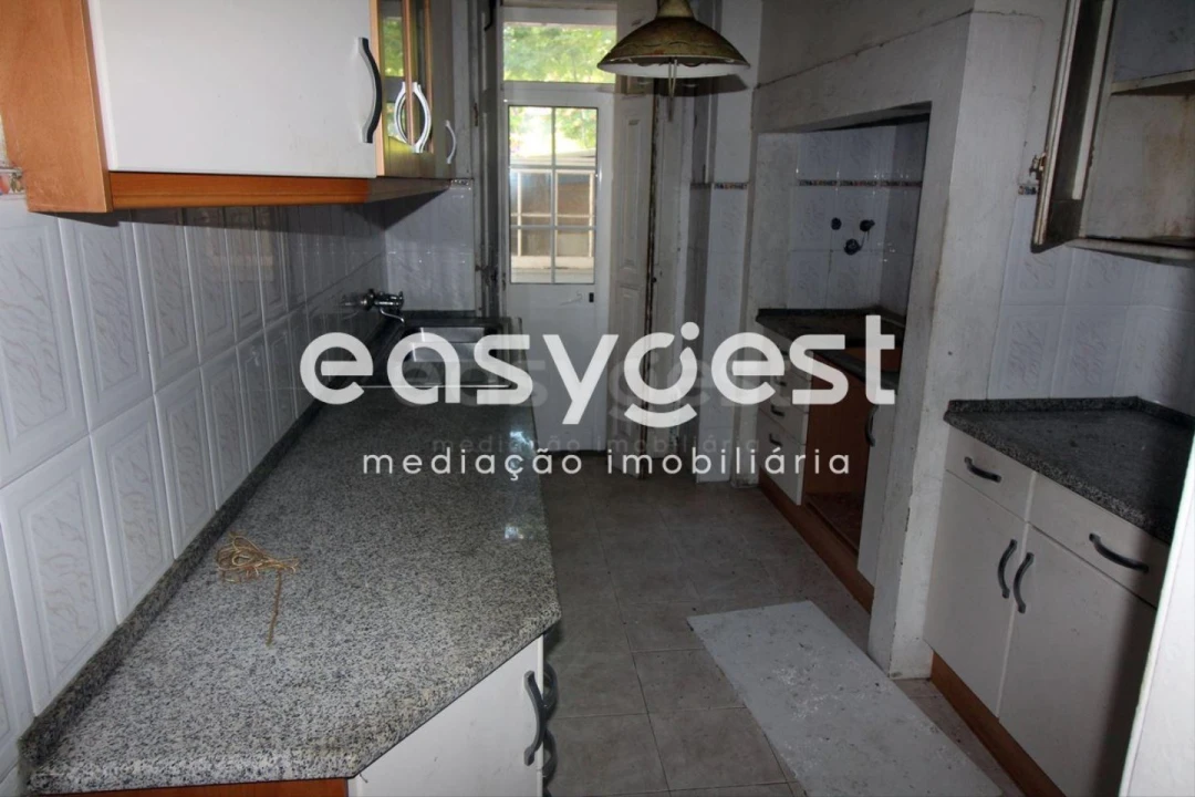 Moradia T8 para Venda em Santa Maria e São Miguel, São Martinho, São Pedro Penaferrim Foto 17