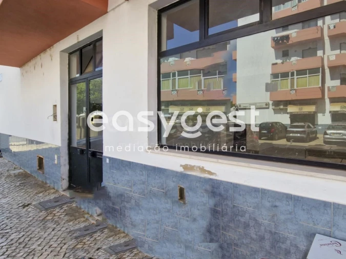 Loja para Venda em Olhão Foto 1