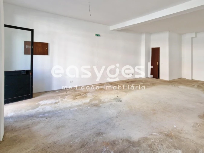 Loja para Venda em Olhão Foto 5