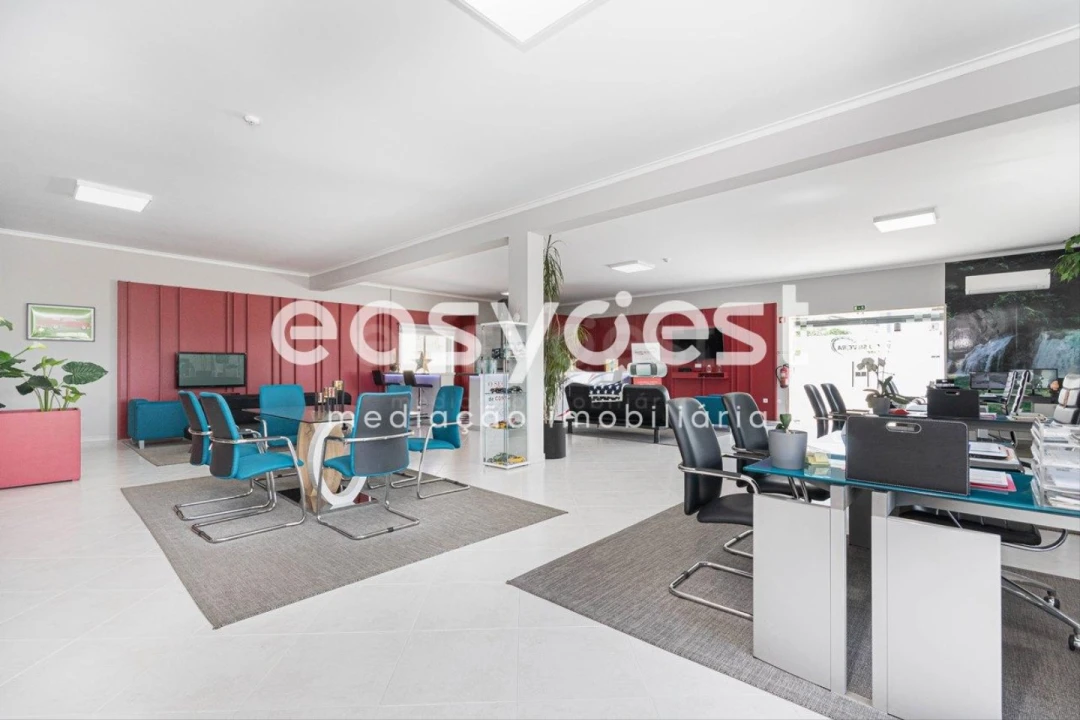 Prédio para Venda em Alverca do Ribatejo e Sobralinho Foto 26