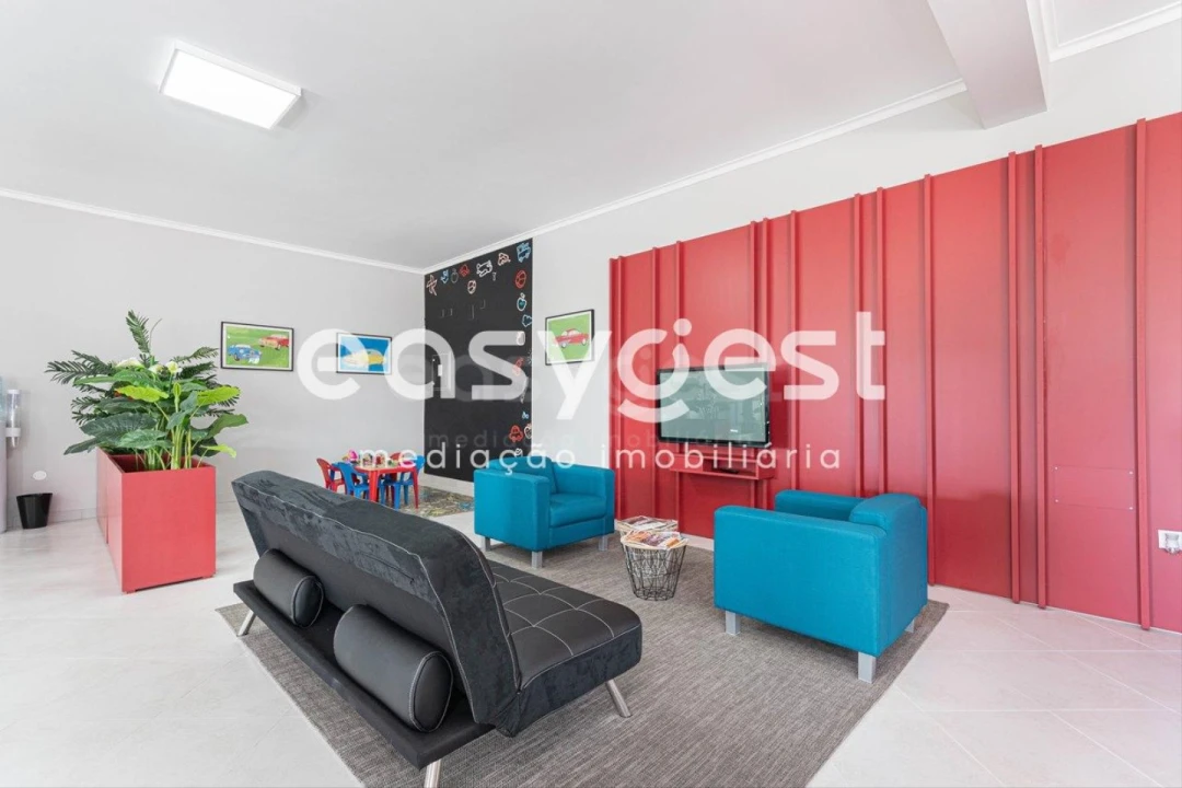 Prédio para Venda em Alverca do Ribatejo e Sobralinho Foto 28