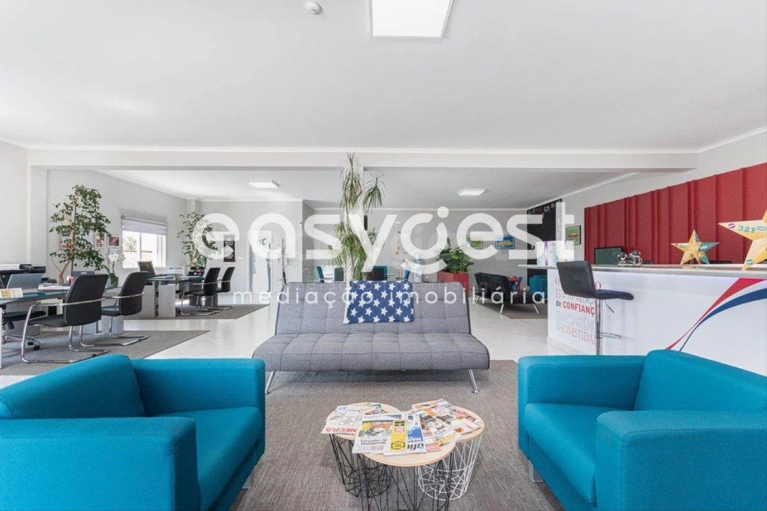 Prédio para Venda em Alverca do Ribatejo e Sobralinho Foto 31