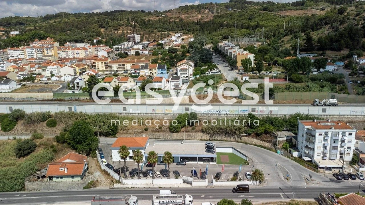 Prédio para Venda em Alverca do Ribatejo e Sobralinho Foto 41