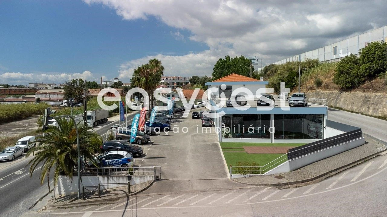 Prédio para Venda em Alverca do Ribatejo e Sobralinho Foto 44