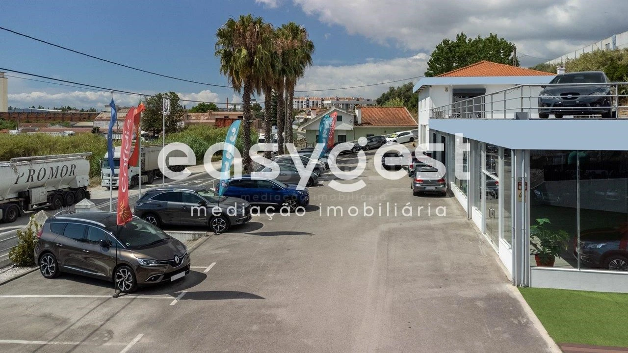 Prédio para Venda em Alverca do Ribatejo e Sobralinho Foto 48