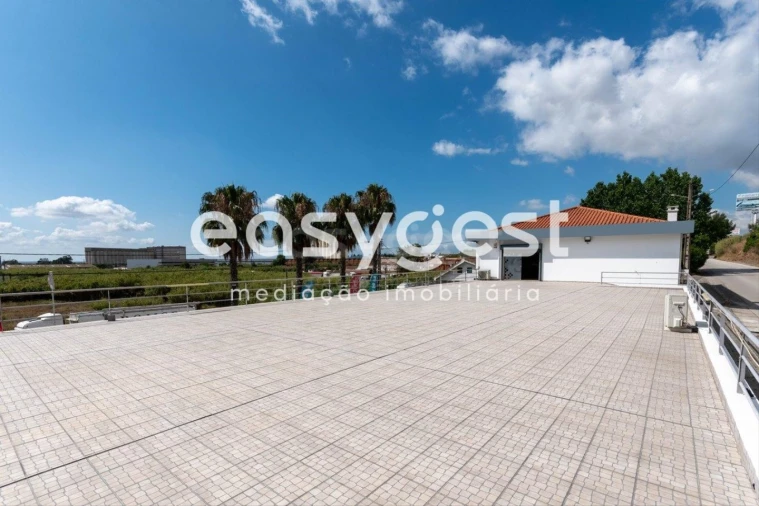 Prédio para Venda em Alverca do Ribatejo e Sobralinho Foto 15