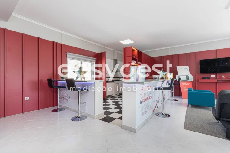 Prédio para Venda em Alverca do Ribatejo e Sobralinho Foto 29