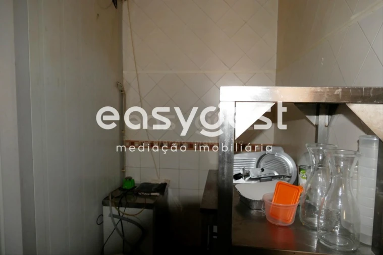 Negócio para Venda em Sines Foto 28