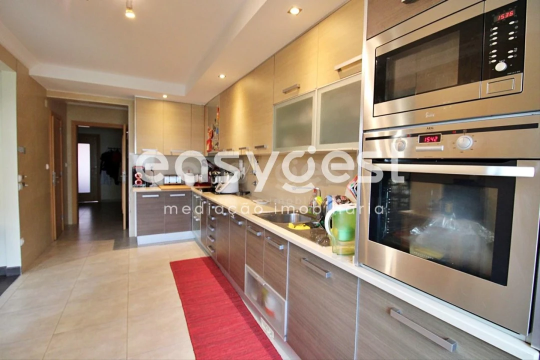 Apartamento T5 para Venda em Pegões Foto 3