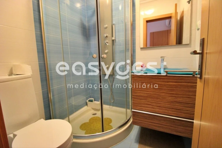 Apartamento T5 para Venda em Pegões Foto 9