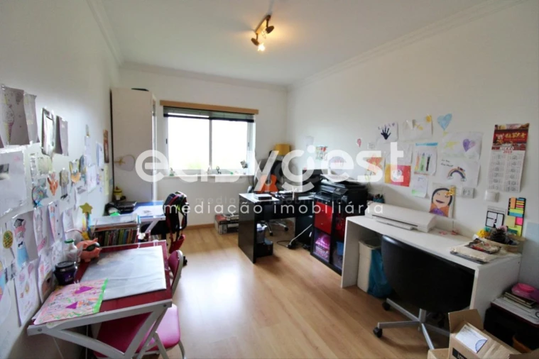 Apartamento T5 para Venda em Pegões Foto 10
