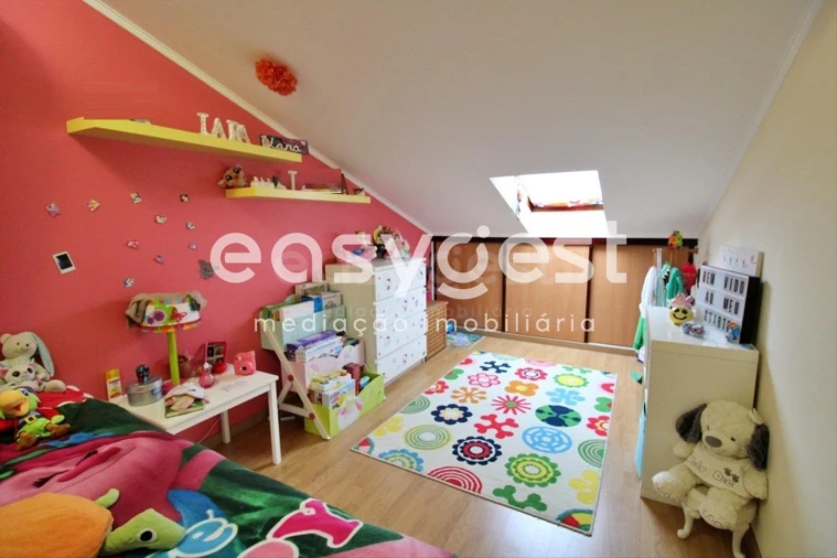 Apartamento T5 para Venda em Pegões Foto 16