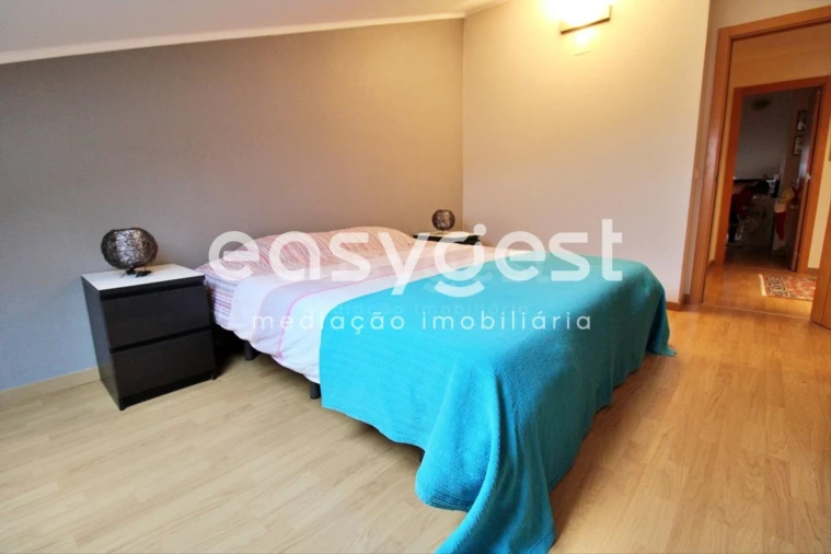 Apartamento T5 para Venda em Pegões Foto 24