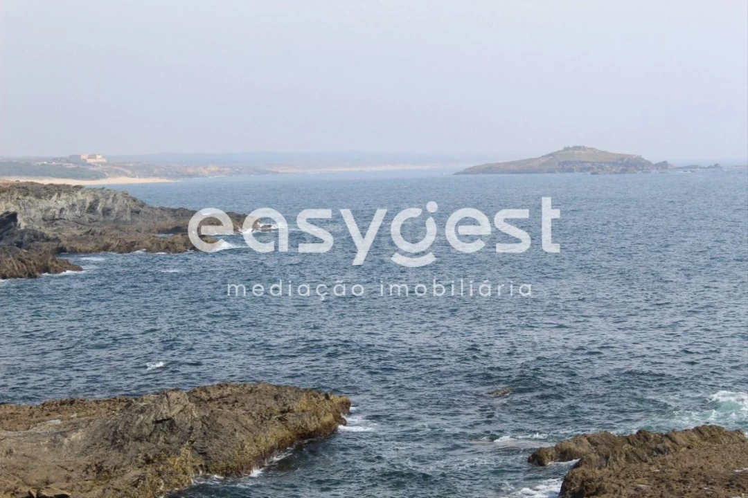 Quinta T4 para Venda em Porto Covo Foto 9