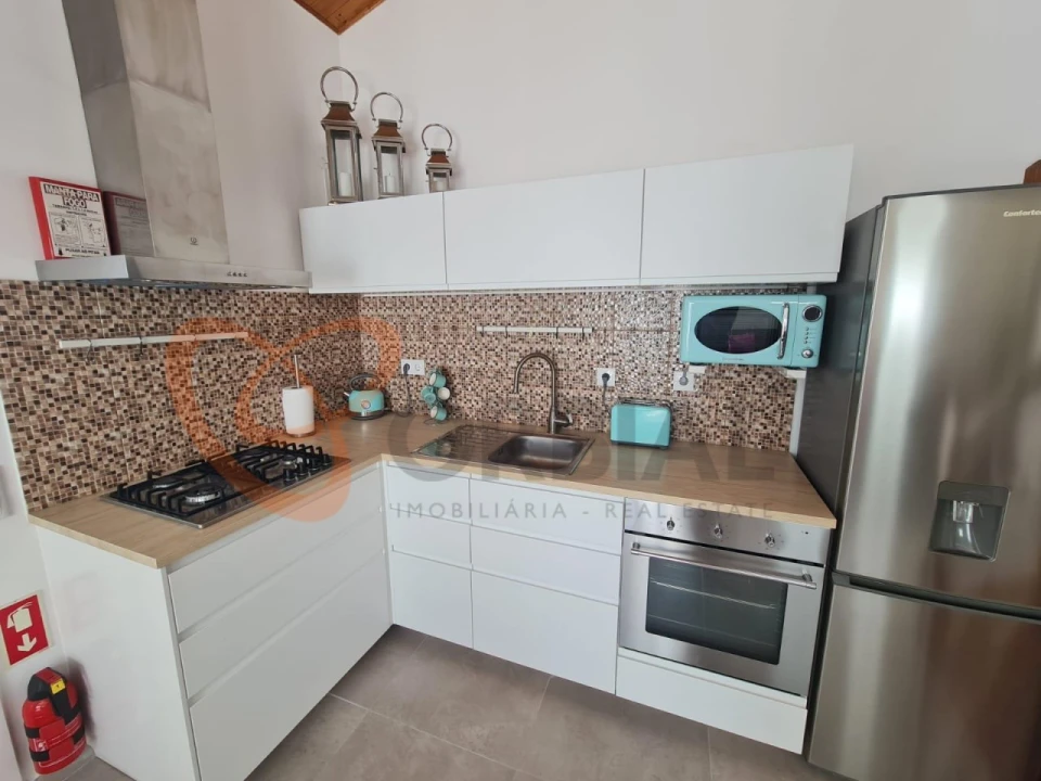 Moradia T3 para Venda em Guia Foto 9