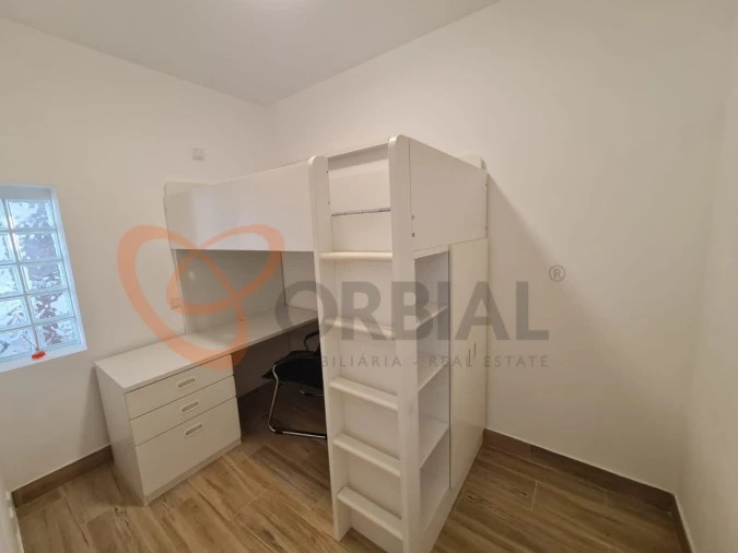 Moradia T3 para Venda em Guia Foto 23