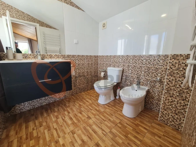 Moradia T3 para Venda em Guia Foto 14