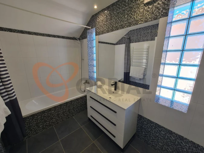 Moradia T3 para Venda em Guia Foto 27