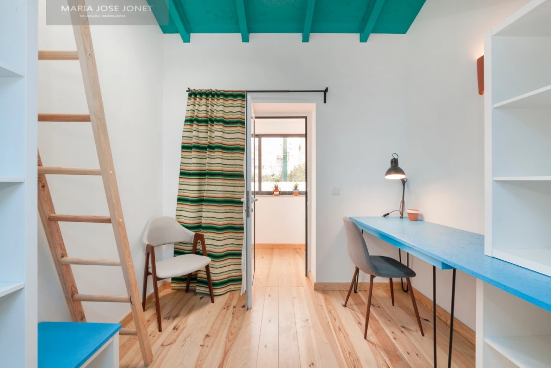 Moradia T8 para Venda em Penha de França Foto 9