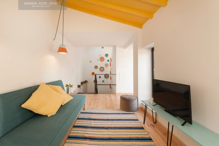 Moradia T8 para Venda em Penha de França Foto 24