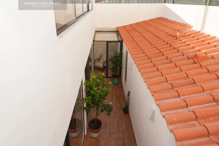 Moradia T8 para Venda em Penha de França Foto 27