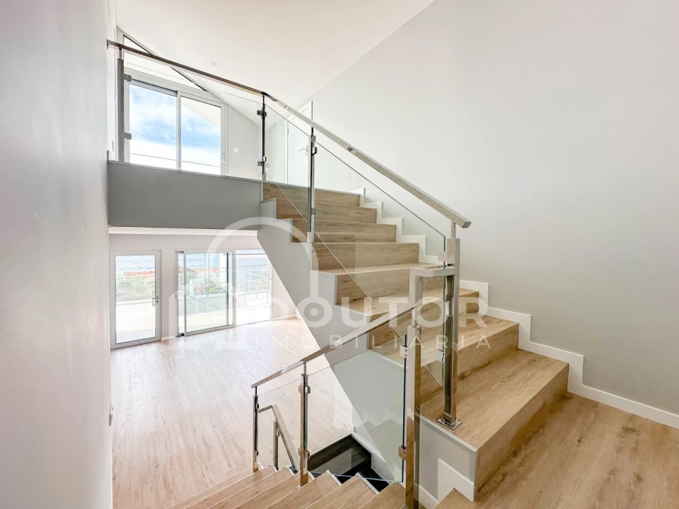 Moradia T4 para Venda em Paul do Mar Foto 24