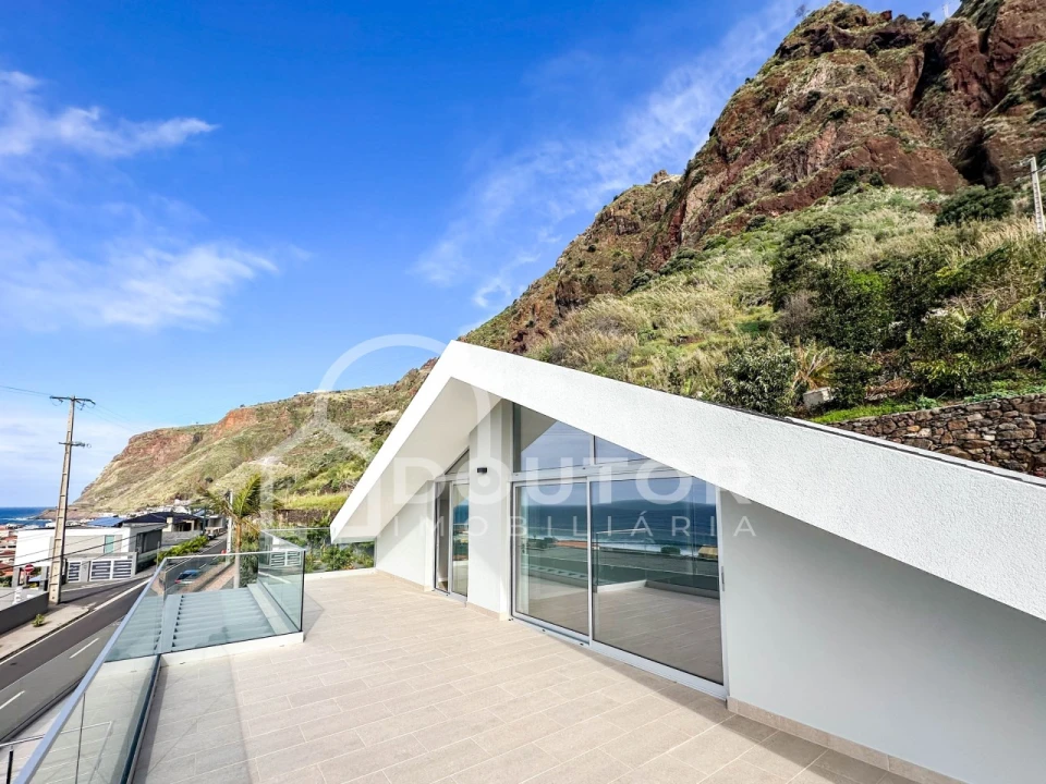 Moradia T4 para Venda em Paul do Mar Foto 29