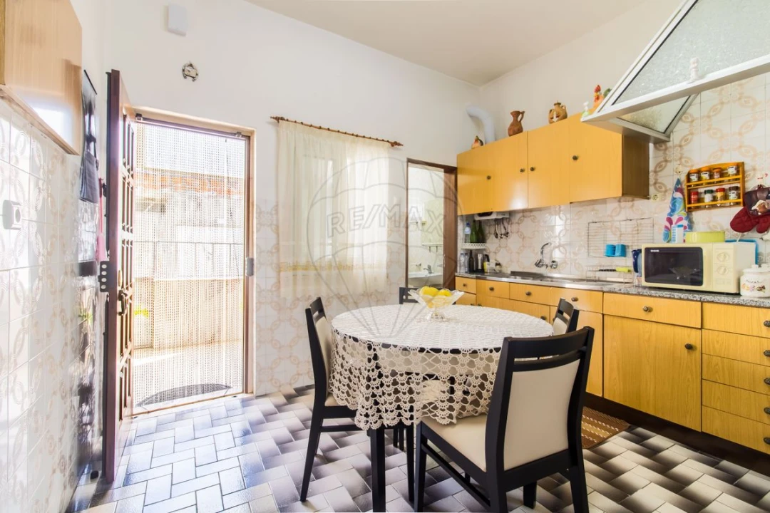 Garagem para Venda em Alverca do Ribatejo e Sobralinho Foto 5