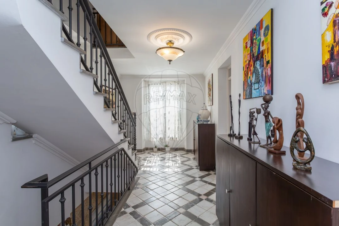 Moradia T5 para Venda em Carcavelos e Parede Foto 18