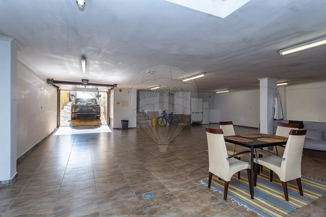 Moradia T5 para Venda em Carcavelos e Parede Foto 46