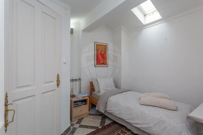 Moradia T5 para Venda em Carcavelos e Parede