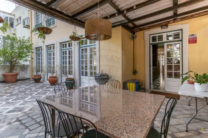 Moradia T5 para Venda em Carcavelos e Parede