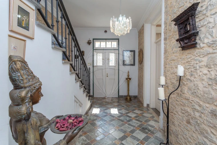 Moradia T5 para Venda em Carcavelos e Parede Foto 3