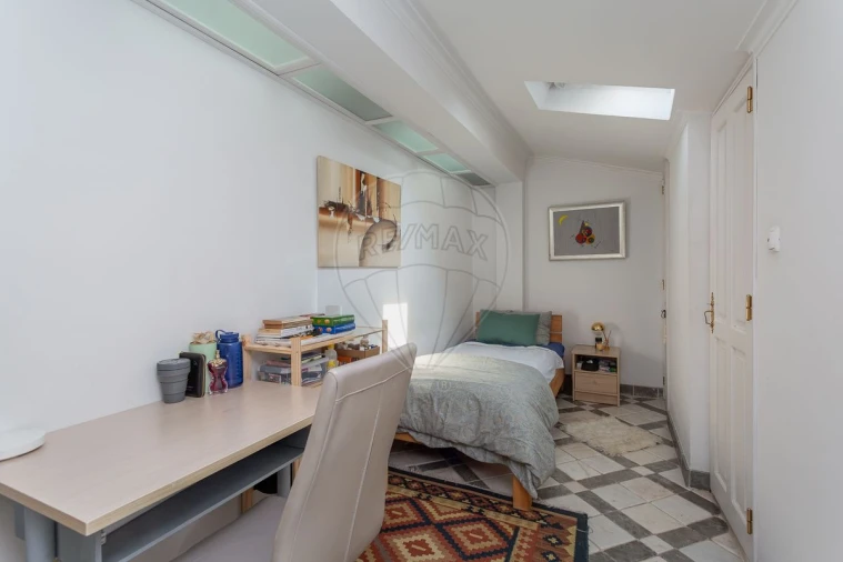 Moradia T5 para Venda em Carcavelos e Parede Foto 31