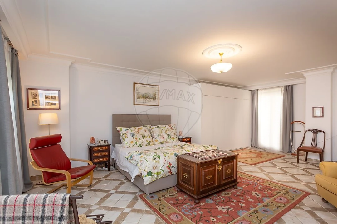 Moradia T5 para Venda em Carcavelos e Parede Foto 22