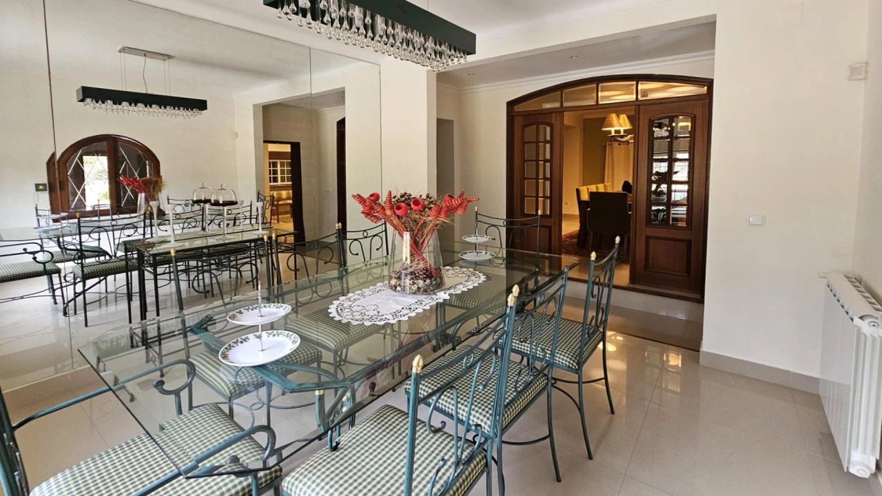 Moradia T5 para Venda em Aveiras de Cima Foto 29