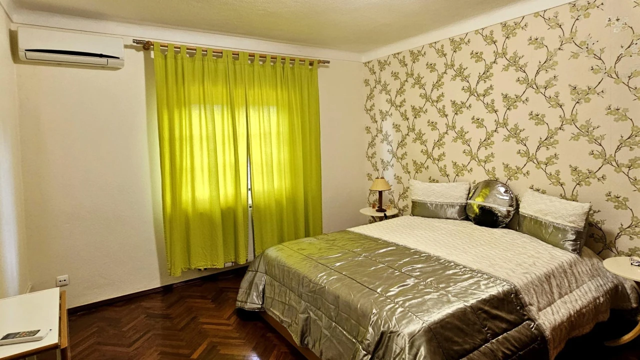 Moradia T5 para Venda em Aveiras de Cima Foto 41