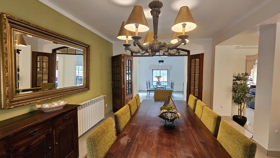 Moradia T5 para Venda em Aveiras de Cima Foto 27