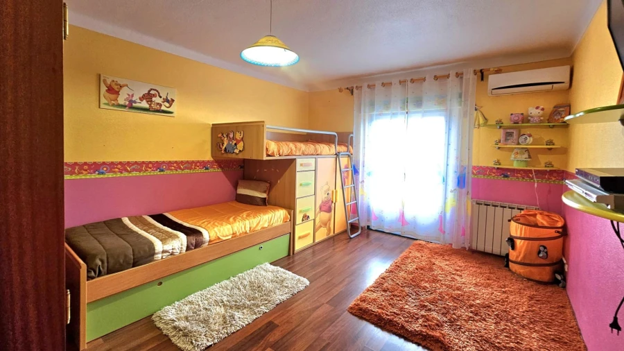 Moradia T5 para Venda em Aveiras de Cima Foto 40