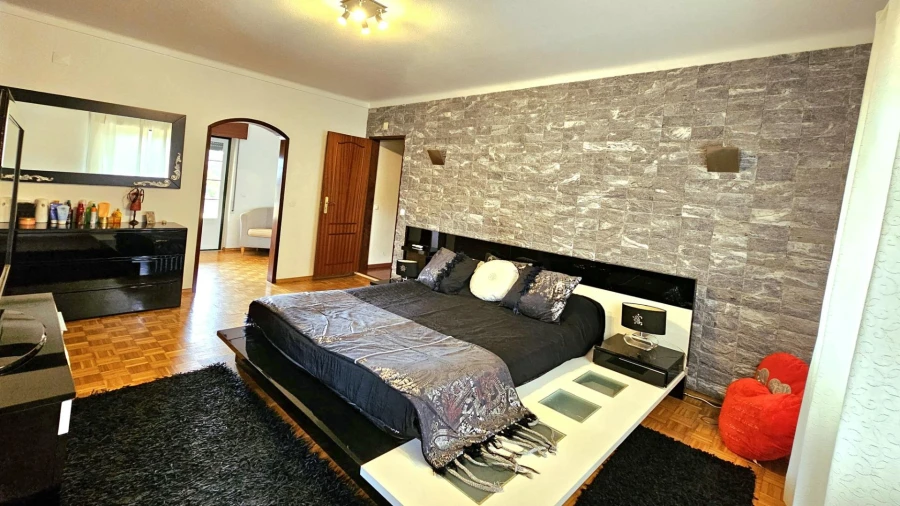 Moradia T5 para Venda em Aveiras de Cima Foto 44