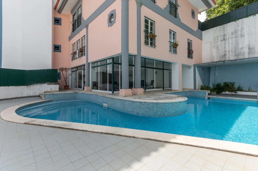 Apartamento T2 para Venda em Cascais e Estoril Foto 2
