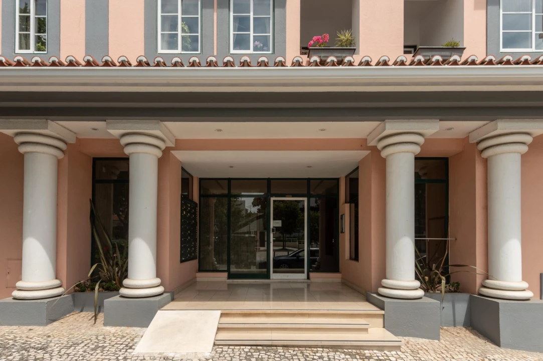 Apartamento T2 para Venda em Cascais e Estoril Foto 8