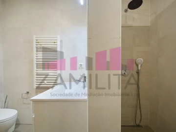Moradia T7 para Venda em Amora
