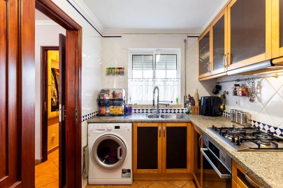 Apartamento T3 para Venda em Albufeira e Olhos de Água