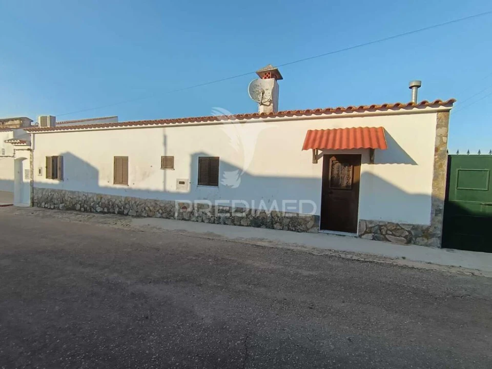 Moradia T2 para Venda em Terrugem e Vila Boim Foto 1