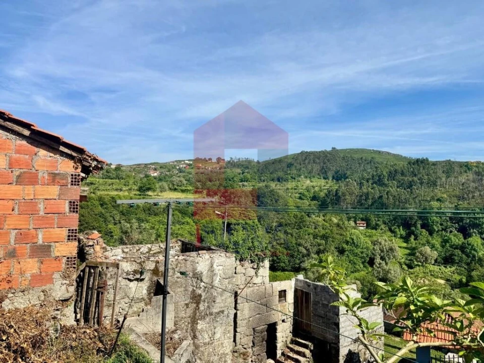 Moradia para Venda em Sande, Vilarinho, Barros e Gomide Foto 3